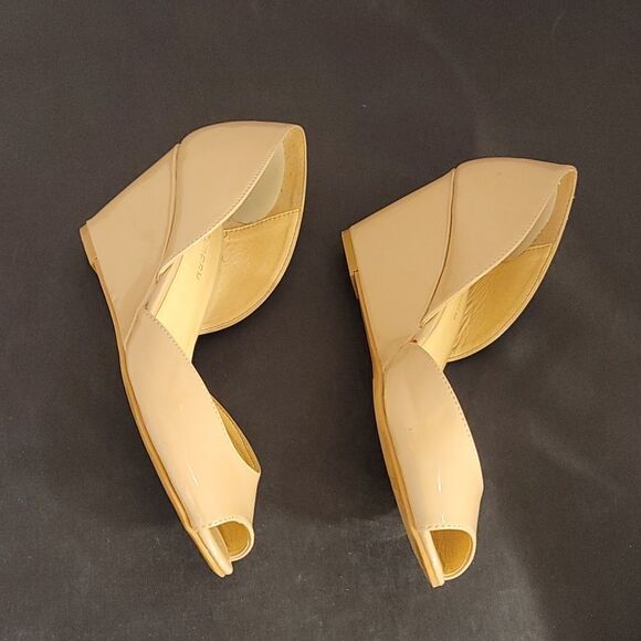 CL BY LAUNDRY PEEP TOE D'ORSAY WEDGE SANDAL - Picture 8 of 15